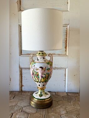 Vintage Italian Capodimonte Porcelain “Cherubs in the Garden” Urn Table Lamp
